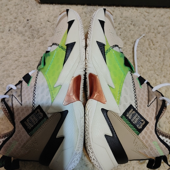 Jordan Why Not? - Picture 2 of 4